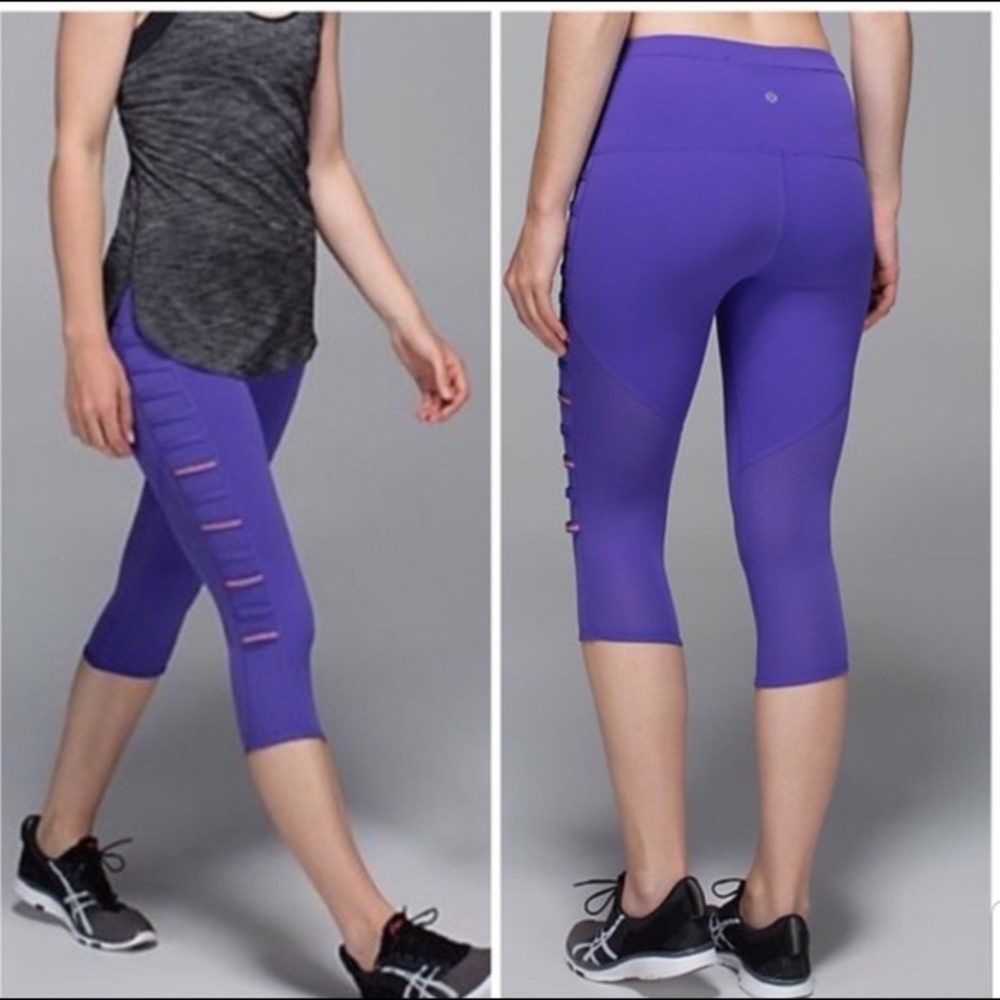 New with tags Lululemon crop yoga pants size 10